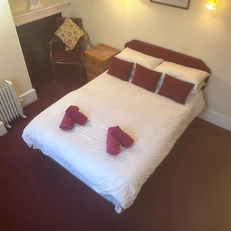 Kings Arms Hotel Сануидж Екстериор снимка