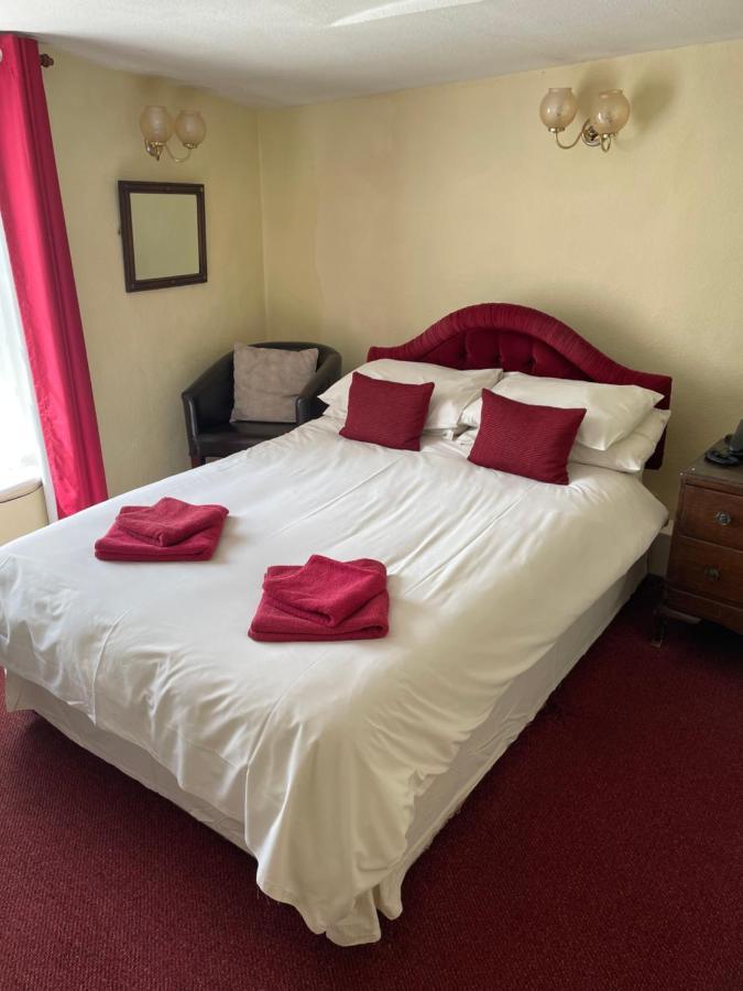 Kings Arms Hotel Сануидж Екстериор снимка