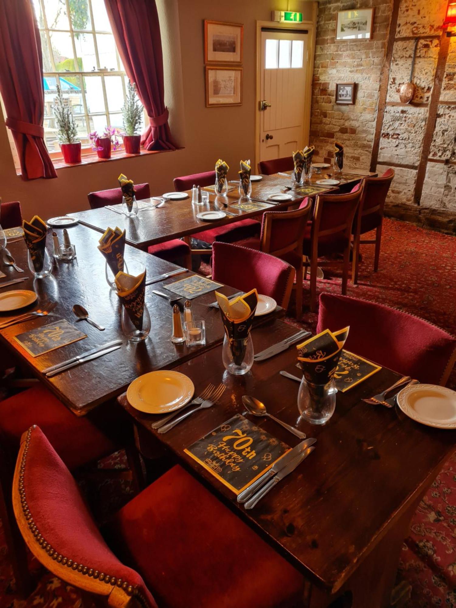 Kings Arms Hotel Сануидж Екстериор снимка